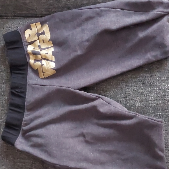 Star wars crops Small, EUC - Picture 2 of 3